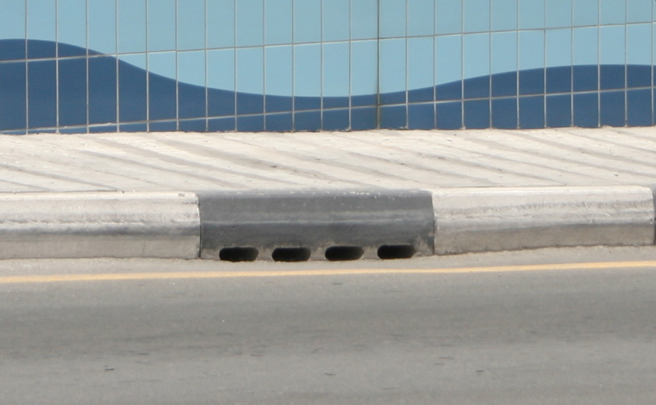 Kerb Drain Palm Jumeirah
