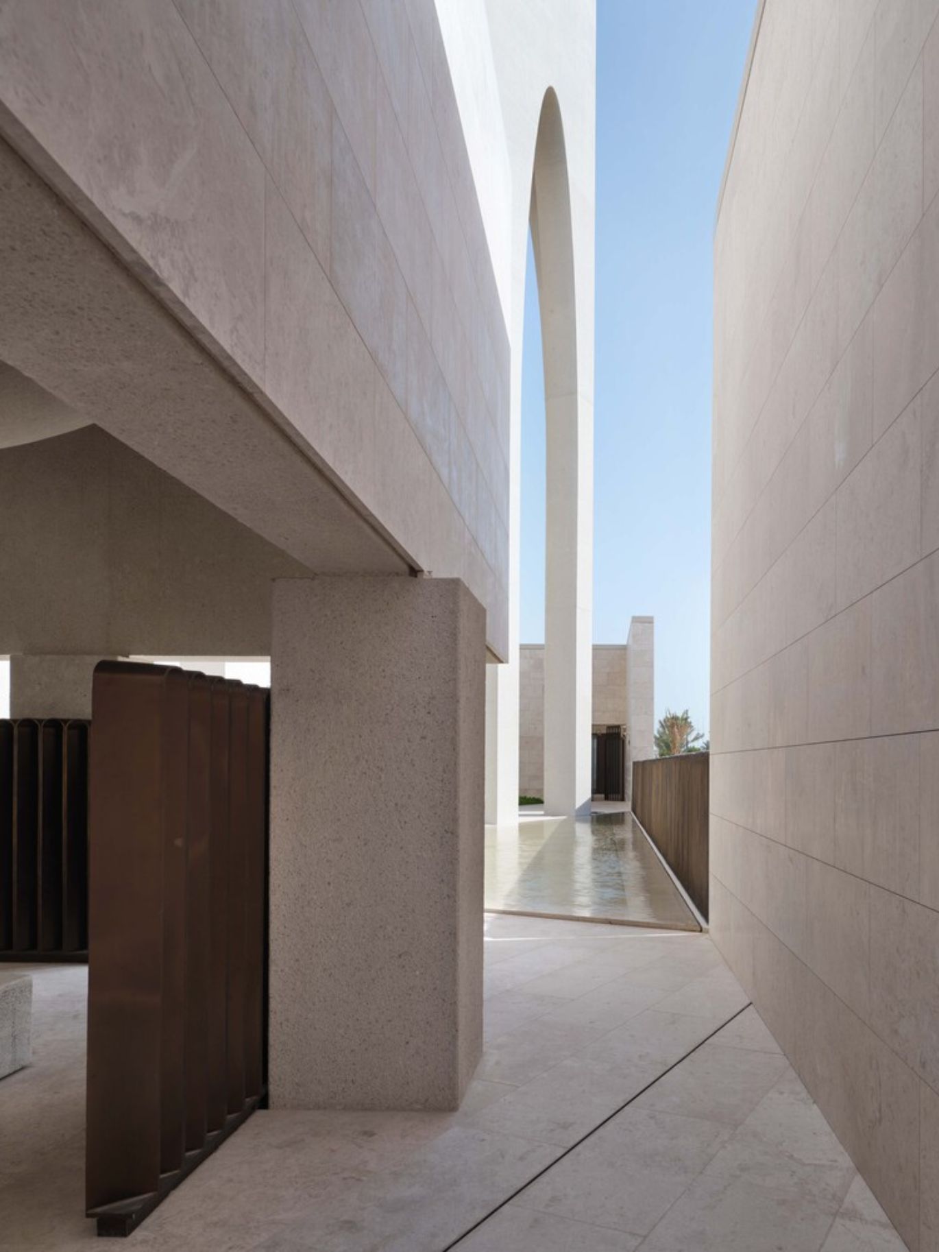 Image-ACO-Reference-Abrahamic Family House-Abudhabi-header  1370 × 600 Px   1500 × 1826 Px 