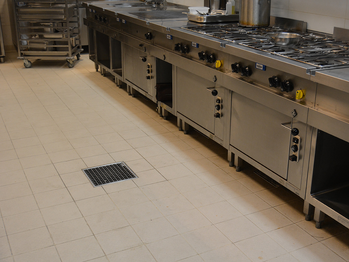 Conrad-Kitchen-9-1200x900px